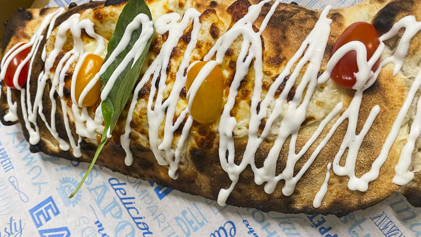 Calzone gratiné sauce crème